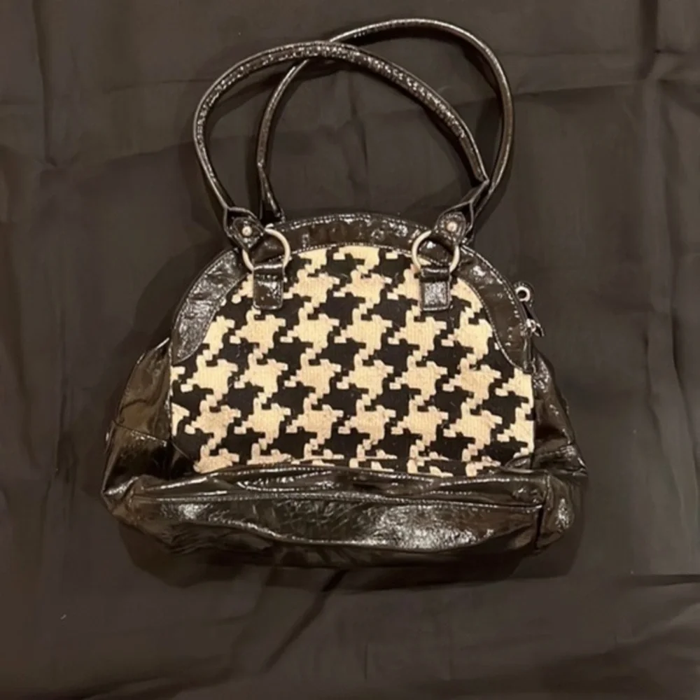 Rampage Houndstooth Wool Purse Black & White‎